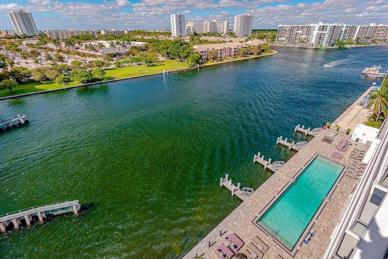 5 Amenities Luxury 3 Bedroom Front Intercostal View Hollywood Eksteriør bilde